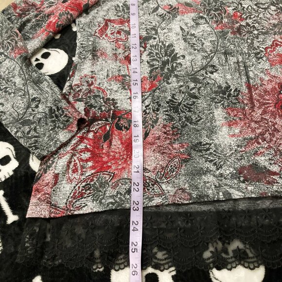 NORTHERN REFLECTIONS Red grey black floral sweater w/ lace trim MEDIUM LARGE XL - Picture 7 of 16